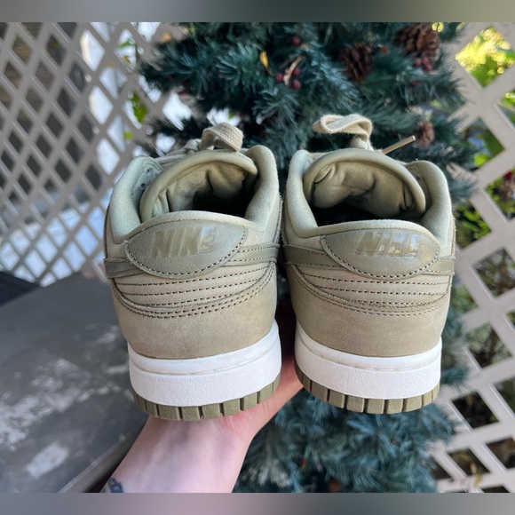 Nike Dunk Low Premium MF Suede Olive/Sail/Neutral Olive Women’s 6.5 - Picture 10 of 15